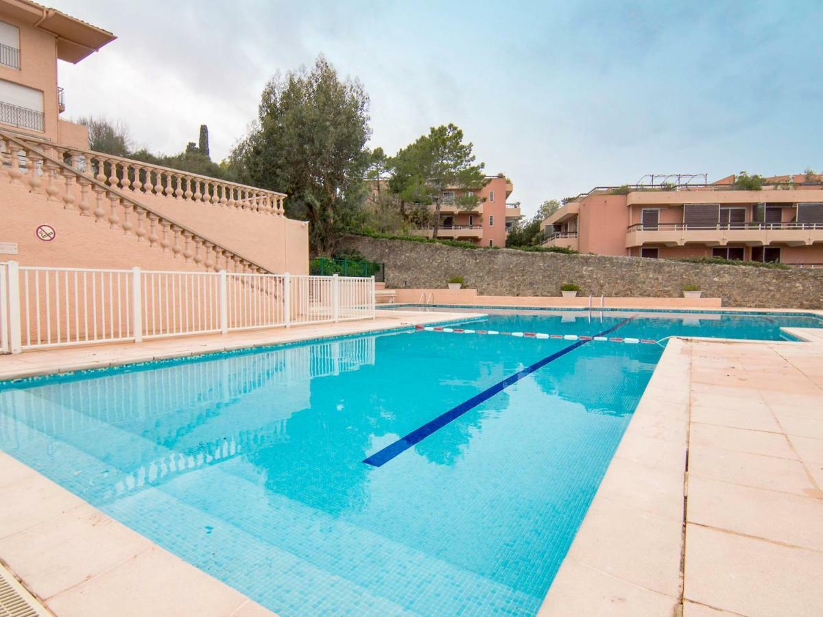 Studio Héracles-1 Saint-Tropez Exterior foto